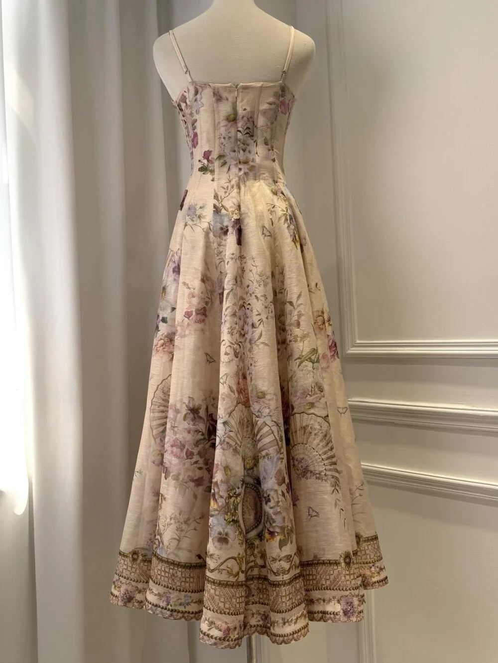 Camilla corset dress with long flared skirt In Adorned in aranjuez - Picture 6 of 15